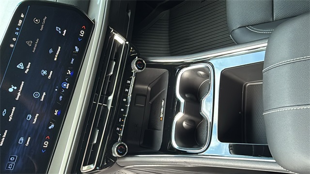new 2026 Chevrolet Traverse car, priced at $46,120