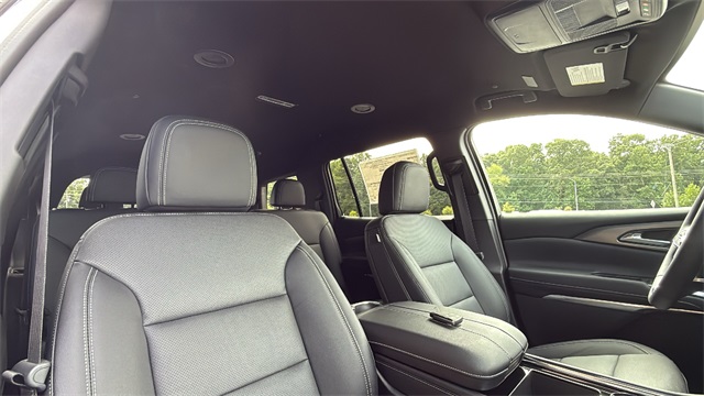 new 2026 Chevrolet Traverse car, priced at $46,120
