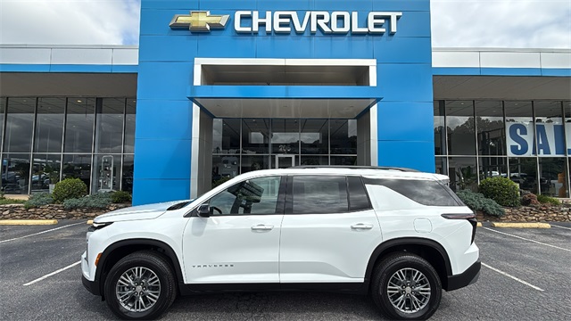 new 2026 Chevrolet Traverse car, priced at $46,120