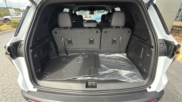 new 2026 Chevrolet Traverse car, priced at $46,120