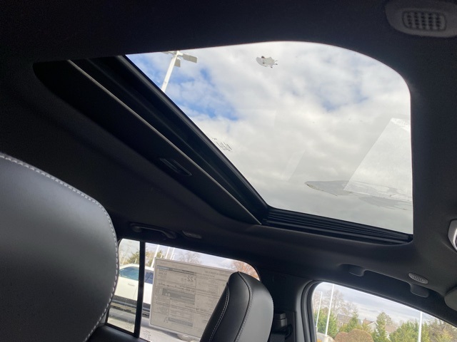 new 2025 Jeep Grand Cherokee car, priced at $39,301