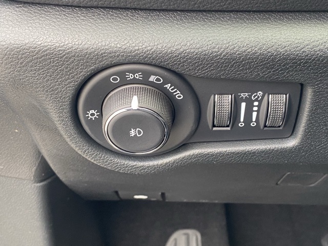 new 2026 Chrysler Pacifica car, priced at $38,033