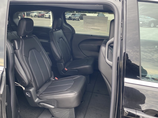 new 2026 Chrysler Pacifica car, priced at $38,033