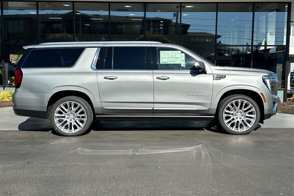 new 2025 GMC Yukon XL car, priced at $95,945