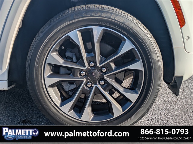 used 2022 Jeep Grand Cherokee car, priced at $32,210