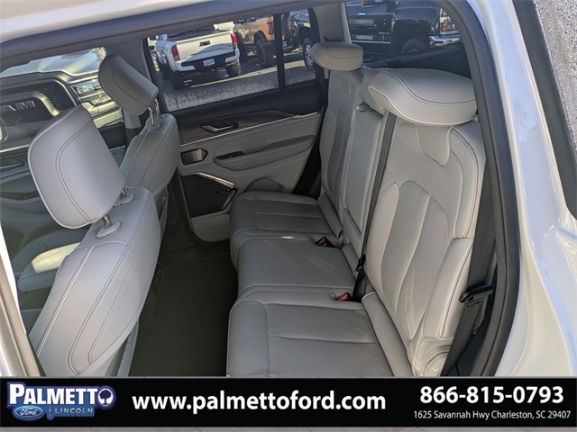 used 2022 Jeep Grand Cherokee car, priced at $32,210