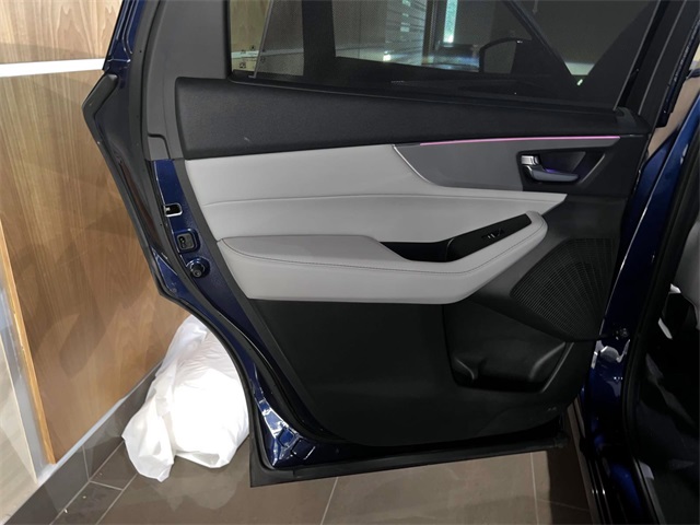 used 2023 Acura MDX car, priced at $41,676