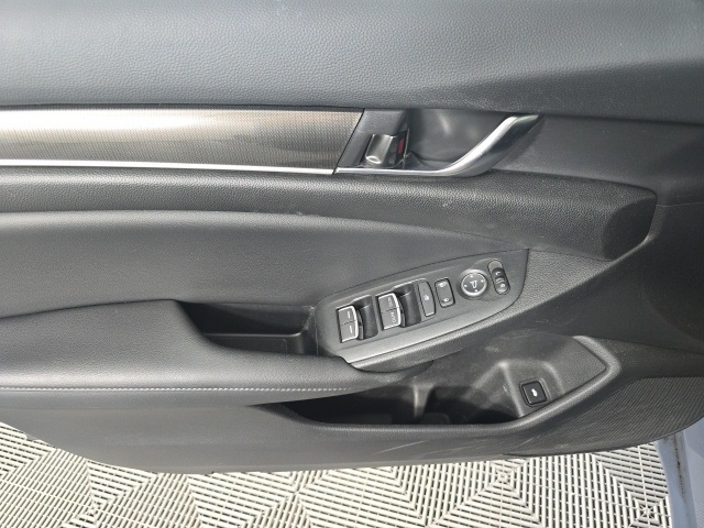 used 2022 Honda Accord Hybrid car, priced at $23,995