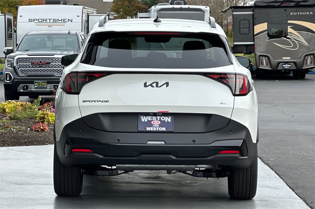 new 2026 Kia Sportage Hybrid car