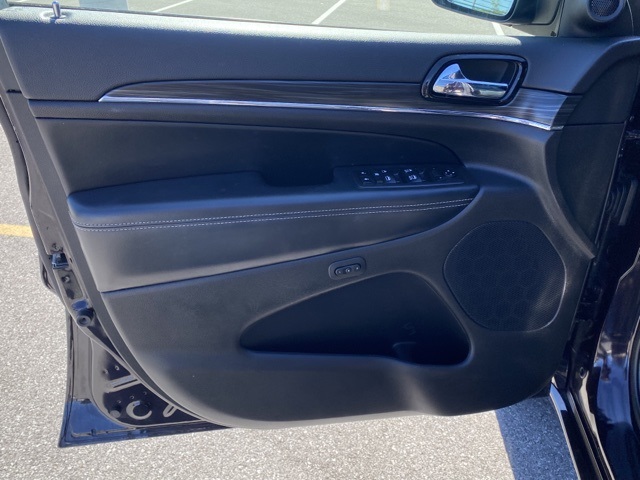 used 2021 Jeep Grand Cherokee car, priced at $24,238