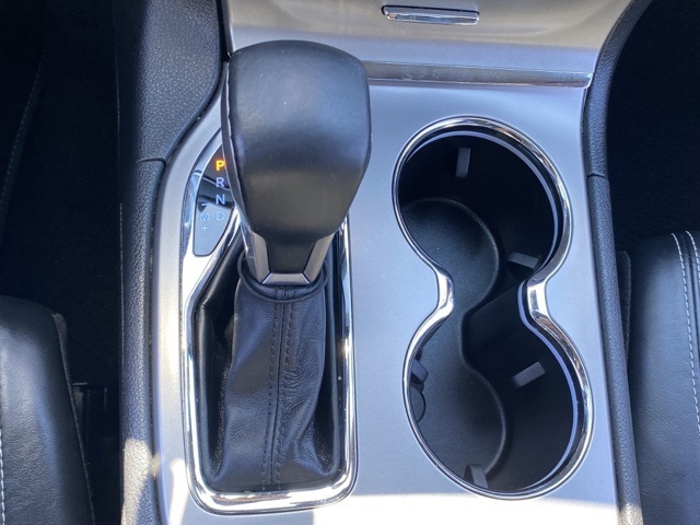 used 2021 Jeep Grand Cherokee car, priced at $24,238