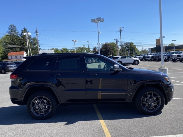 used 2021 Jeep Grand Cherokee car, priced at $24,238