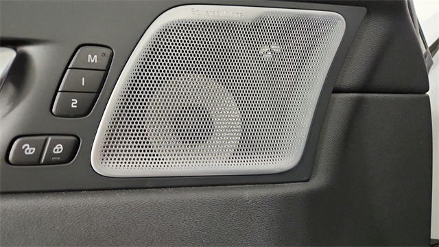 used 2022 Volvo XC60 Recharge Plug-In Hybrid car, priced at $52,997