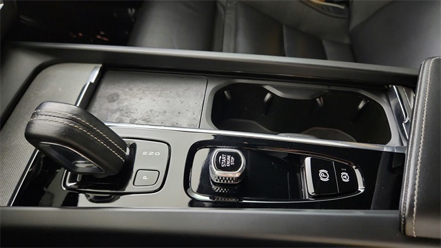 used 2022 Volvo XC60 Recharge Plug-In Hybrid car, priced at $52,997