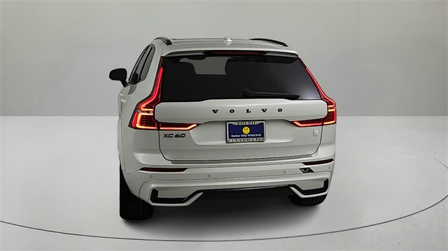 used 2022 Volvo XC60 Recharge Plug-In Hybrid car, priced at $52,997