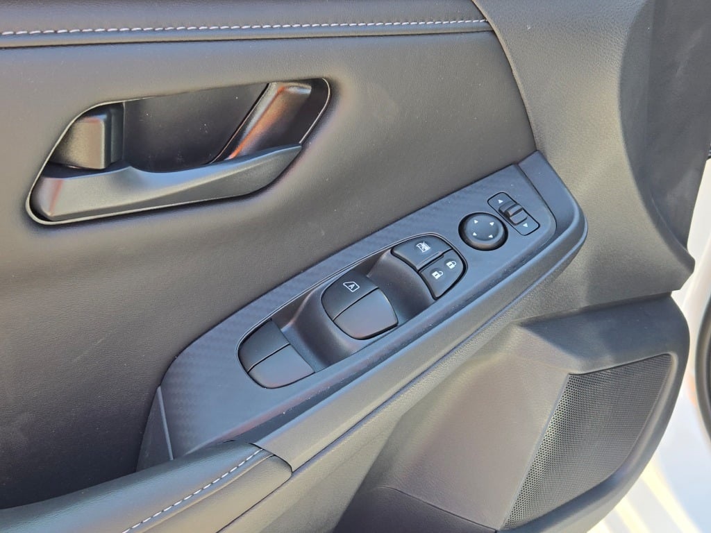new 2025 Nissan Sentra car, priced at $23,335