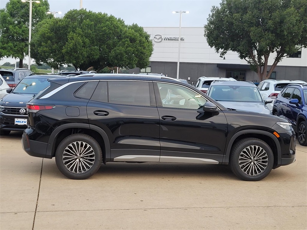 new 2025 Volkswagen Tiguan car, priced at $30,023