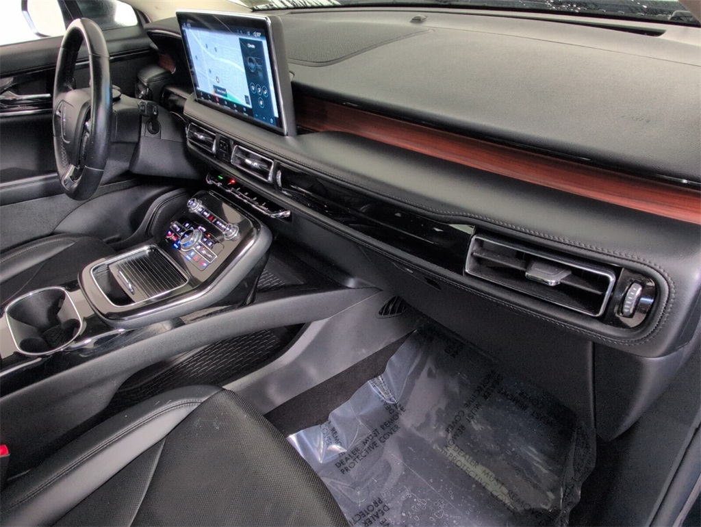 used 2023 Lincoln Nautilus car, priced at $32,998