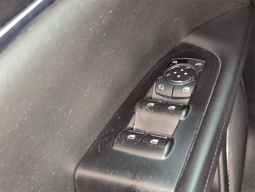 used 2023 Lincoln Nautilus car, priced at $32,998