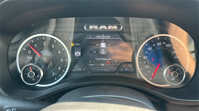new 2025 Ram 1500 car, priced at $61,252