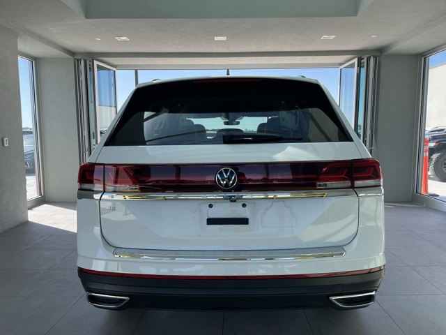 used 2024 Volkswagen Atlas car, priced at $32,900