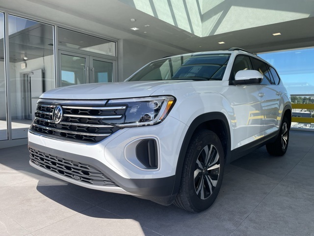 used 2024 Volkswagen Atlas car, priced at $32,900