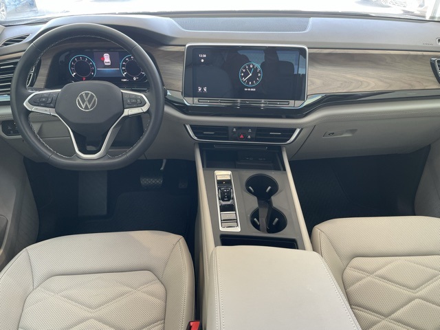 used 2024 Volkswagen Atlas car, priced at $32,900