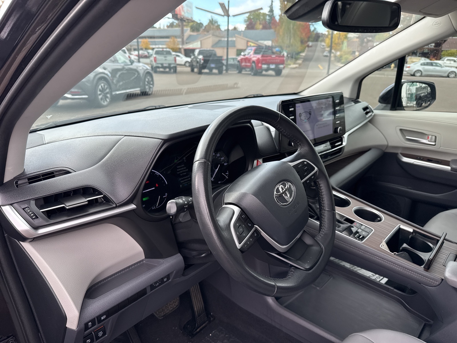 used 2021 Toyota Sienna car, priced at $39,998