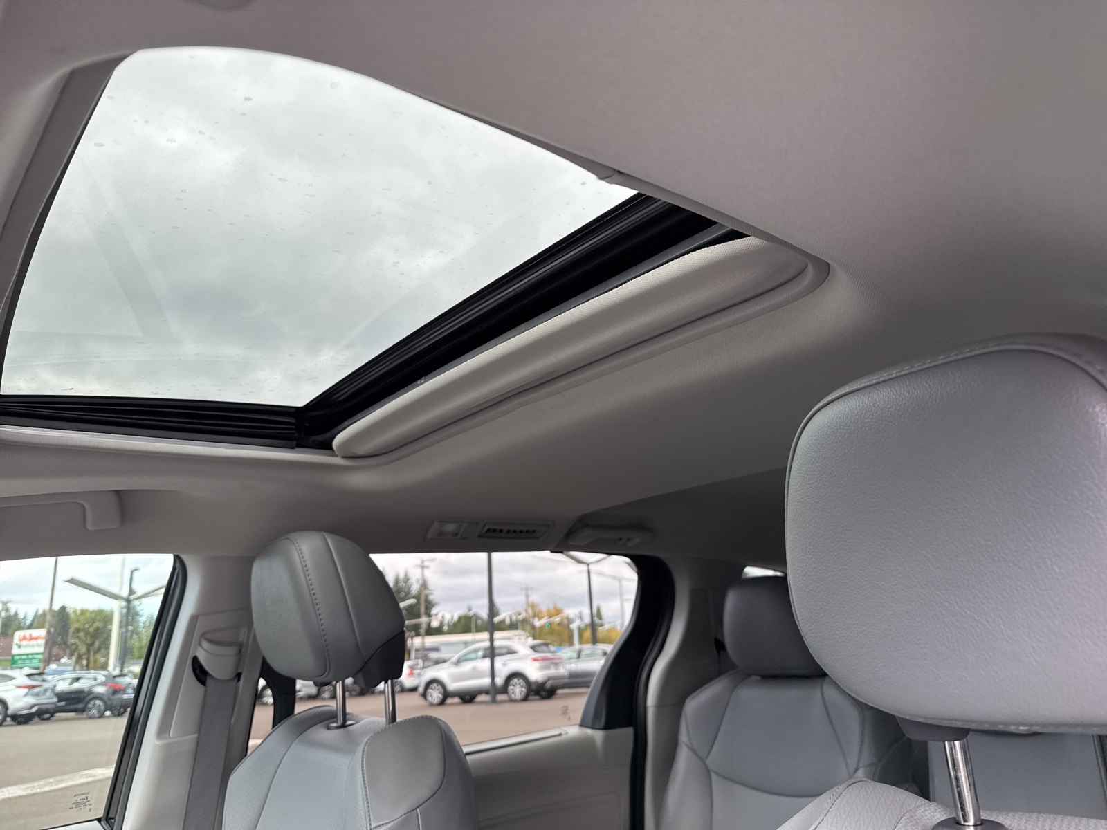 used 2021 Toyota Sienna car, priced at $39,998