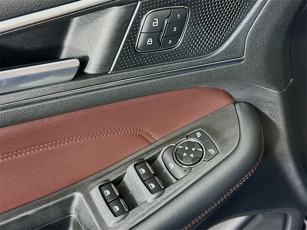 used 2021 Ford Edge car, priced at $21,490
