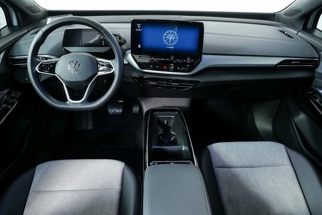 used 2024 Volkswagen ID.4 car, priced at $20,600
