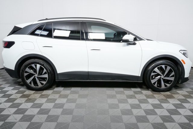 used 2024 Volkswagen ID.4 car, priced at $20,600