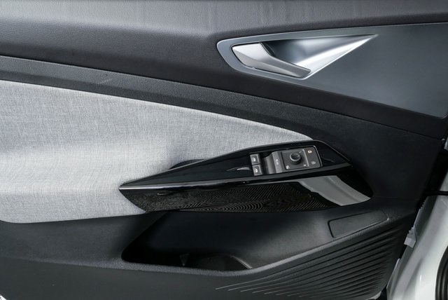 used 2024 Volkswagen ID.4 car, priced at $20,600