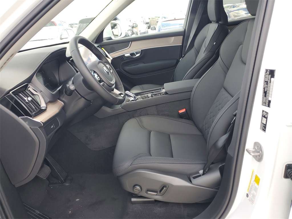 new 2026 Volvo XC90 car, priced at $59,345
