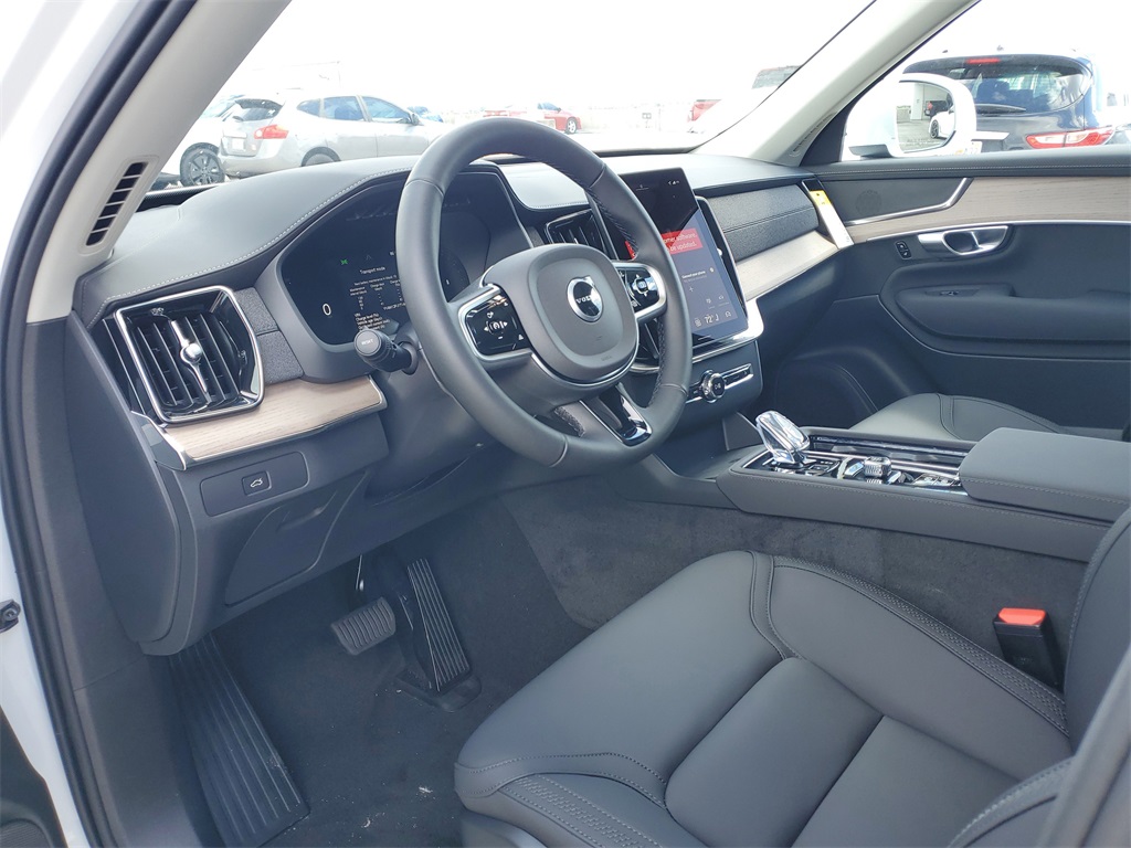 new 2026 Volvo XC90 car, priced at $59,345