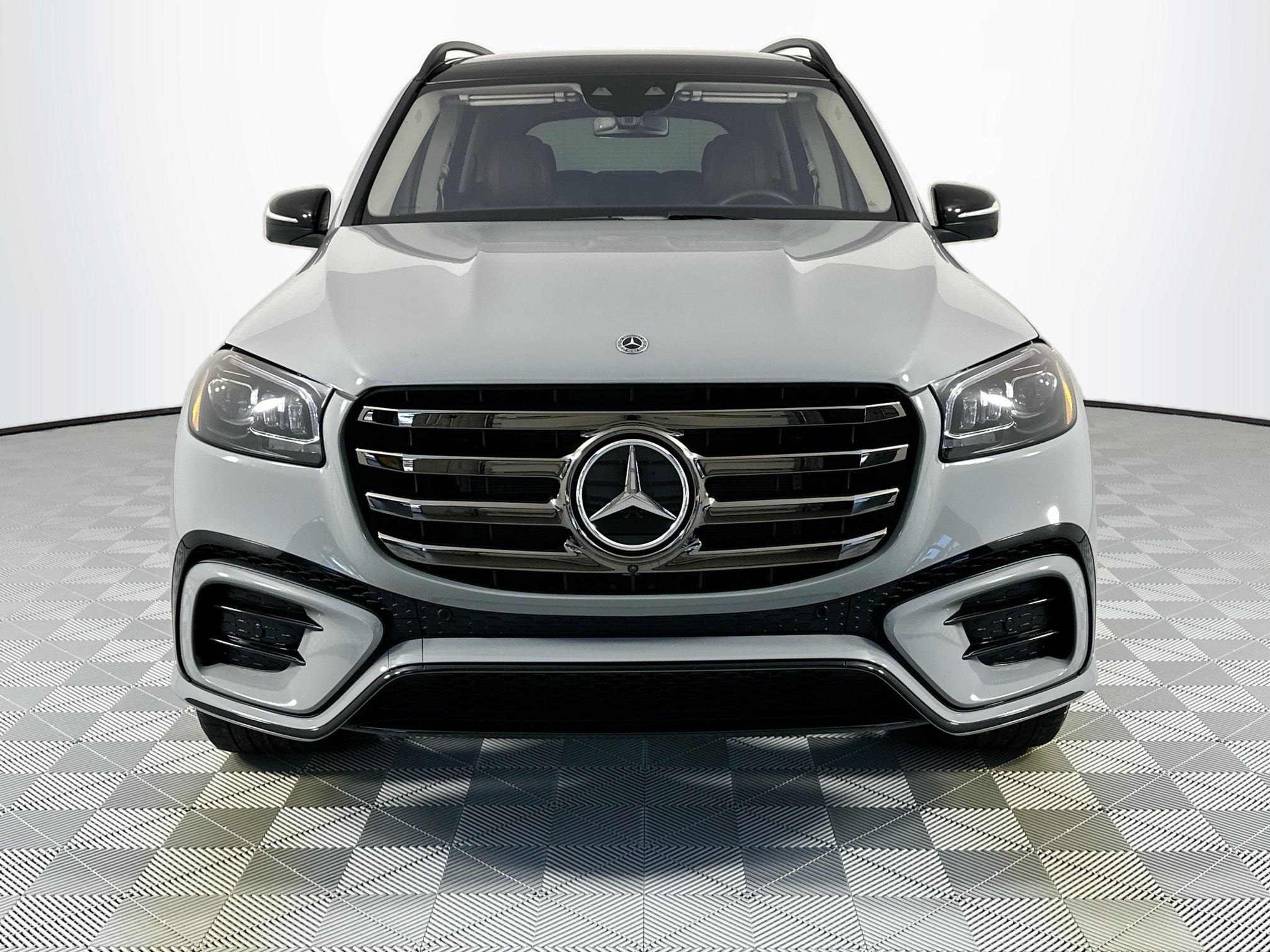 used 2024 Mercedes-Benz GLS car