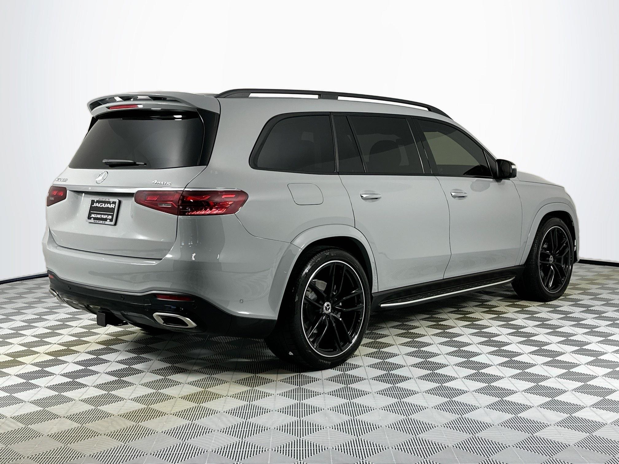 used 2024 Mercedes-Benz GLS car