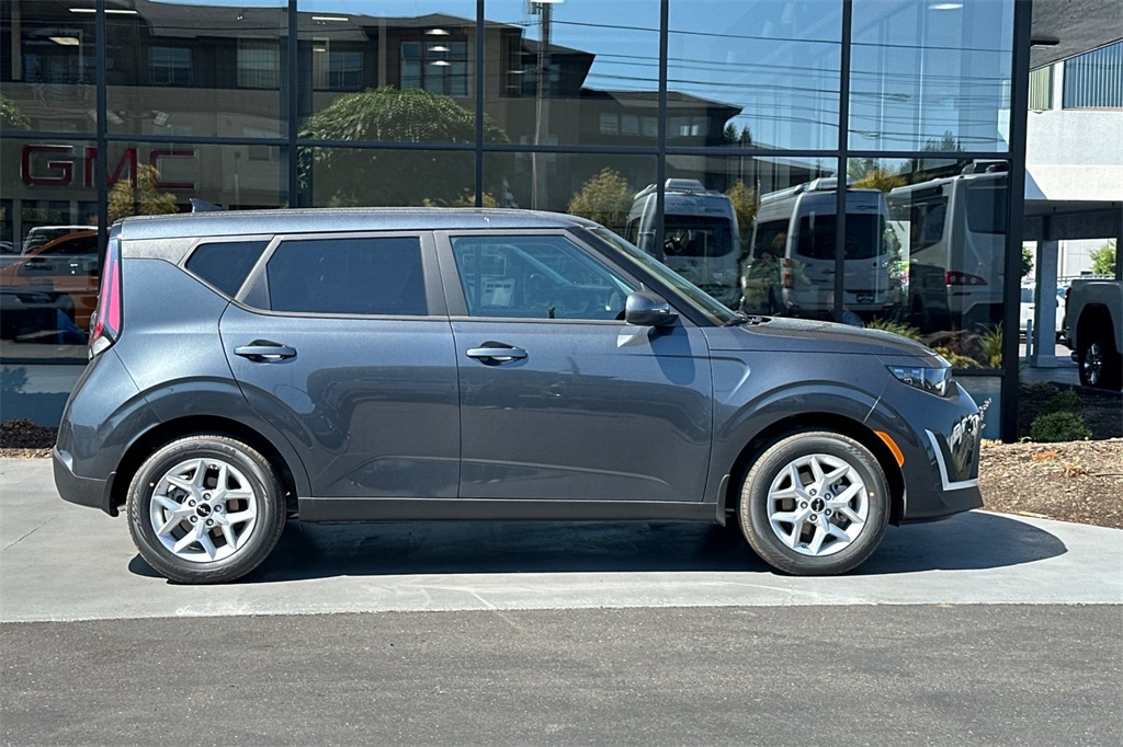 new 2025 Kia Soul car, priced at $22,695