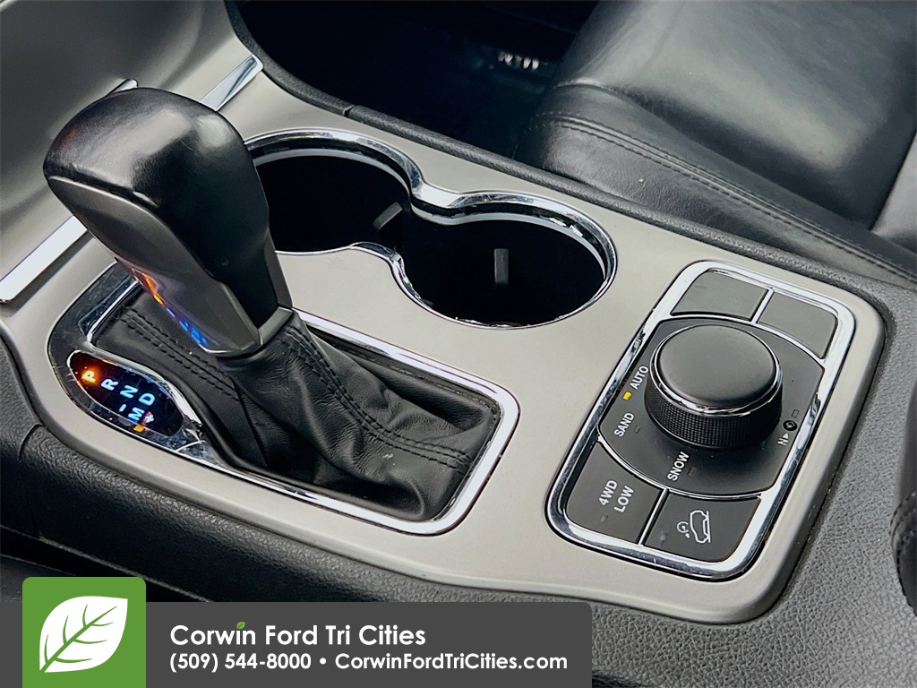 used 2021 Jeep Grand Cherokee car, priced at $21,399