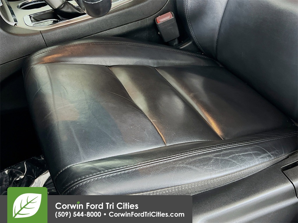 used 2021 Jeep Grand Cherokee car, priced at $21,399
