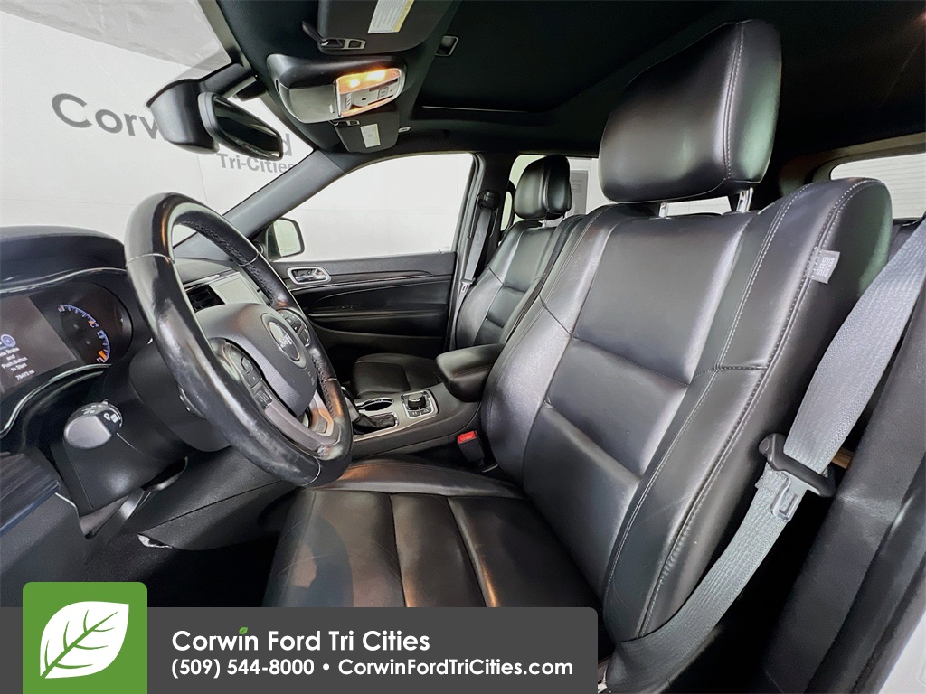 used 2021 Jeep Grand Cherokee car, priced at $21,399
