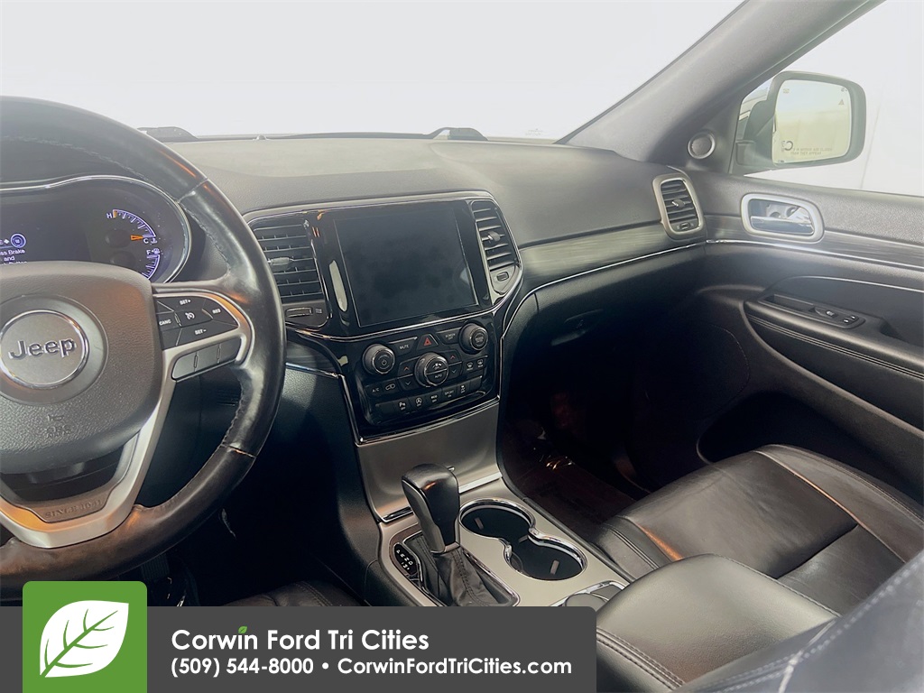 used 2021 Jeep Grand Cherokee car, priced at $21,399