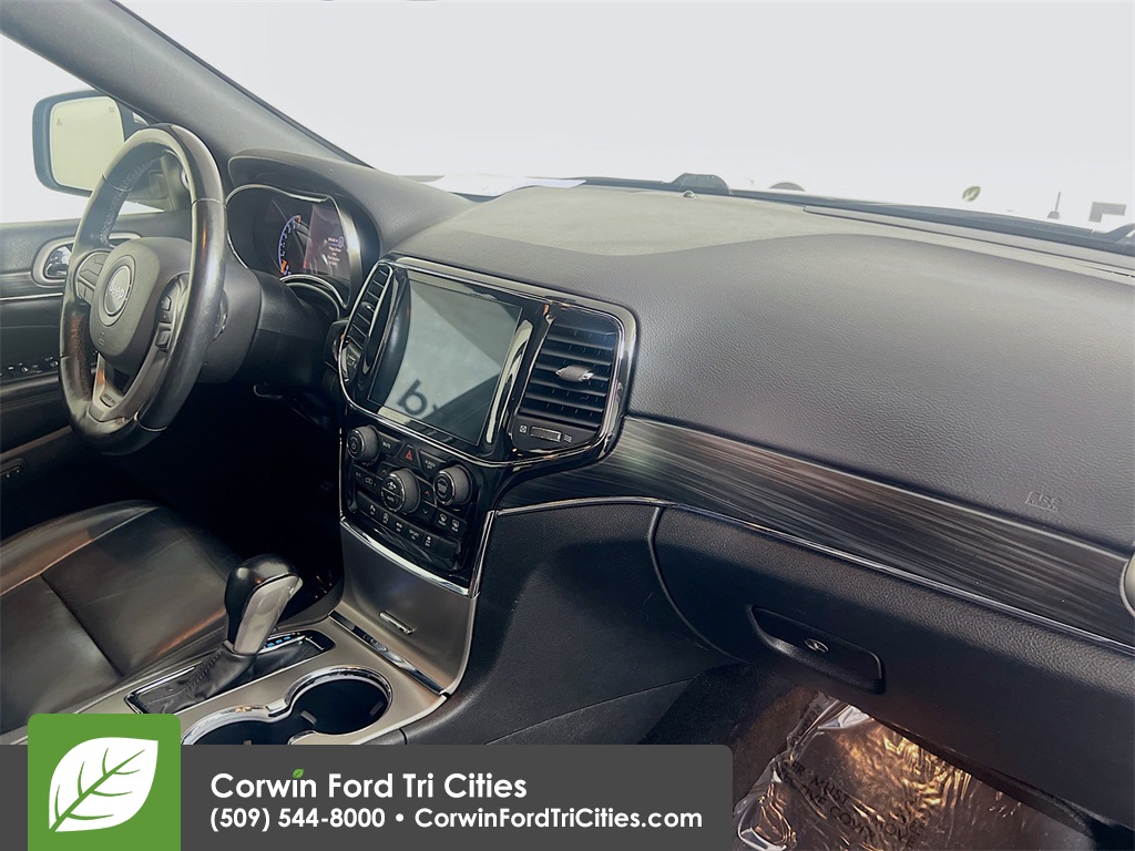 used 2021 Jeep Grand Cherokee car, priced at $21,399