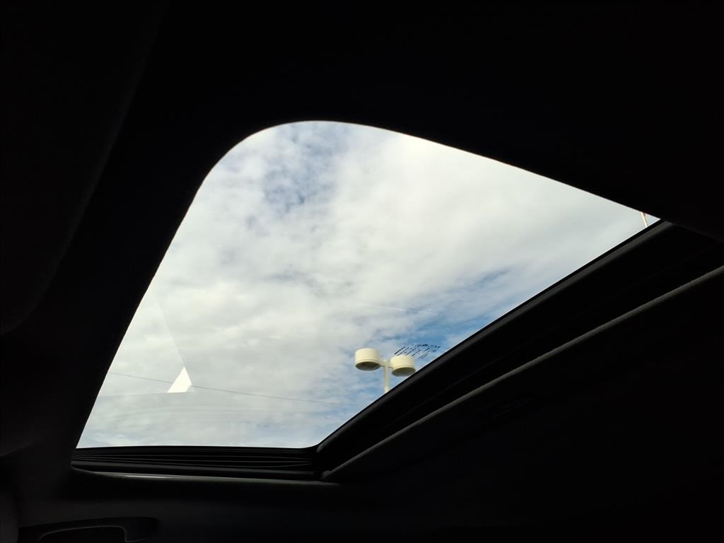 used 2015 Jeep Grand Cherokee car, priced at $9,900