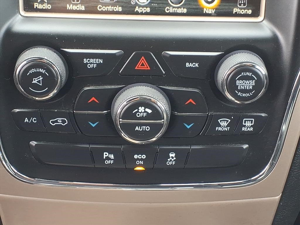 used 2015 Jeep Grand Cherokee car, priced at $9,900