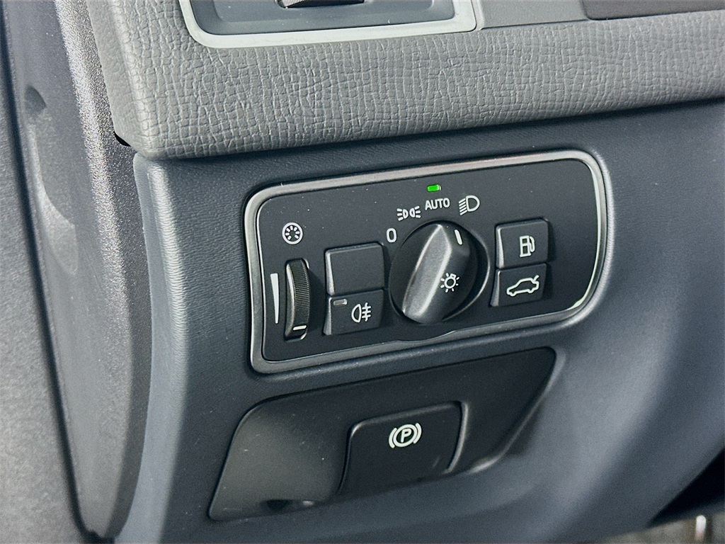 used 2017 Volvo XC60 car, priced at $15,790