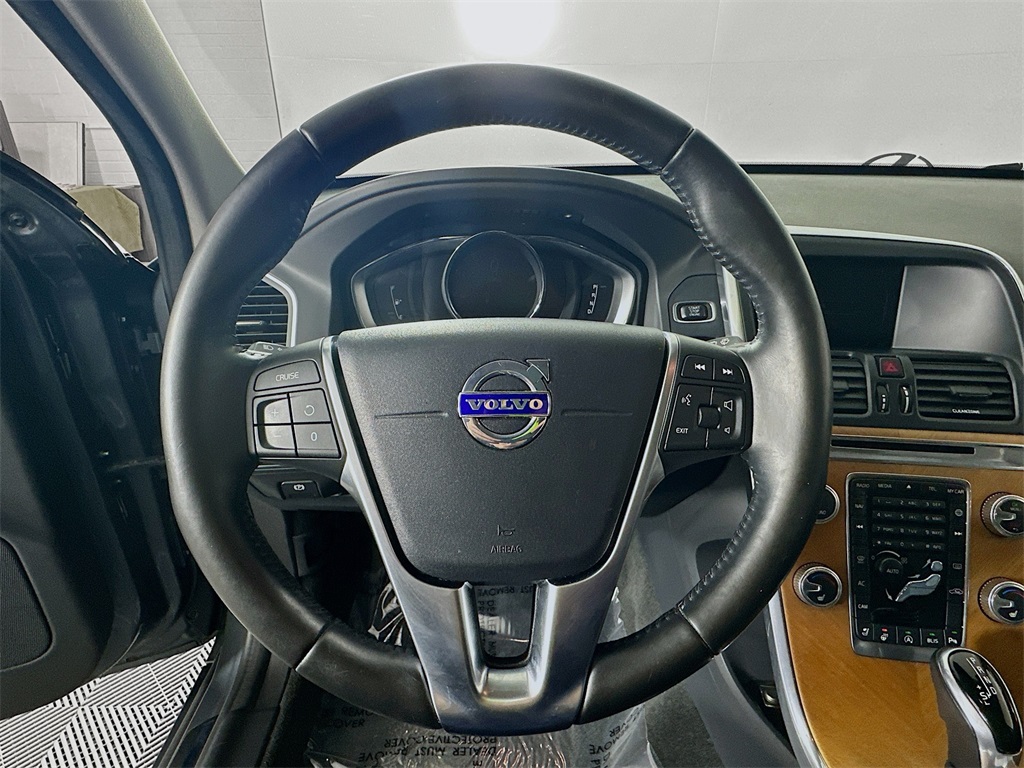 used 2017 Volvo XC60 car, priced at $15,790