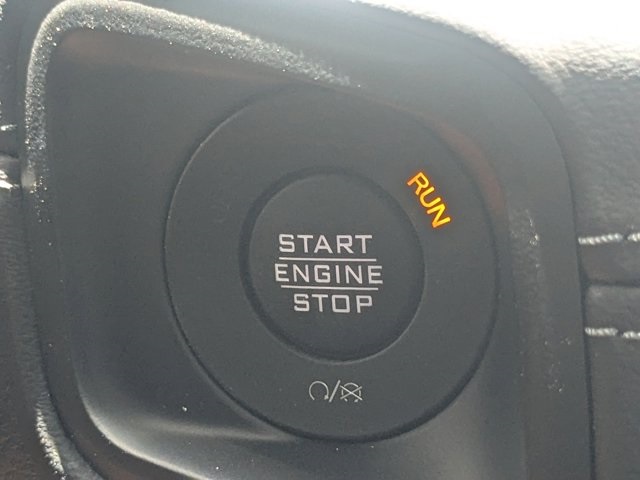 new 2025 Jeep Wrangler car, priced at $48,915
