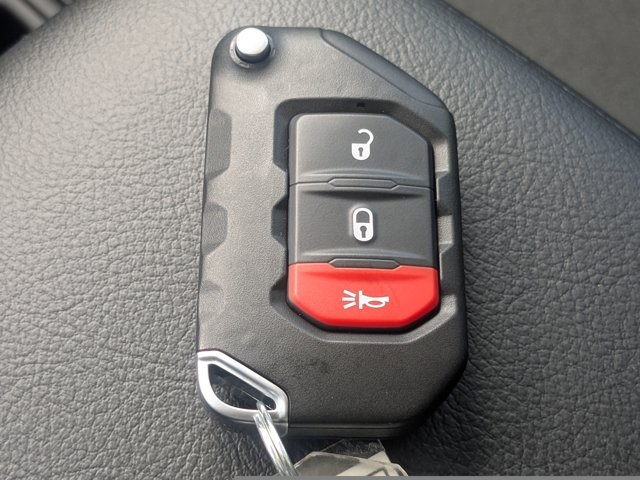 new 2025 Jeep Wrangler car, priced at $48,915