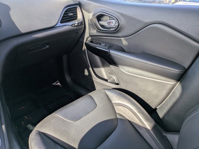 used 2023 Jeep Cherokee car, priced at $20,378